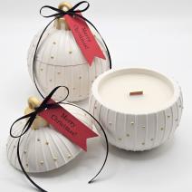 Свещ Christmas Bauble Charming - Бяла / Златна / Зимна магия